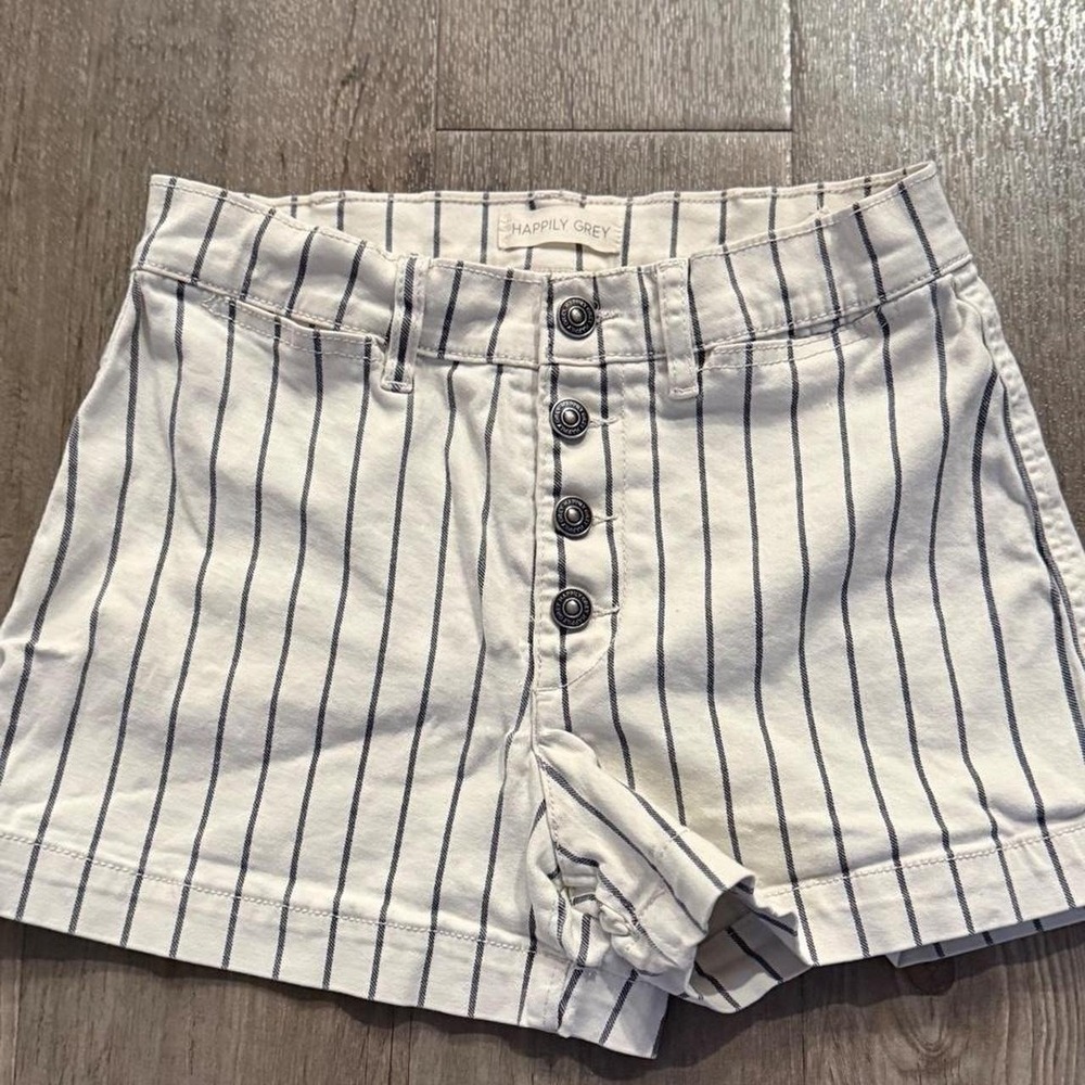Vintage‎ y2k 2000s Happily Grey white and blue striped shorts Size 5